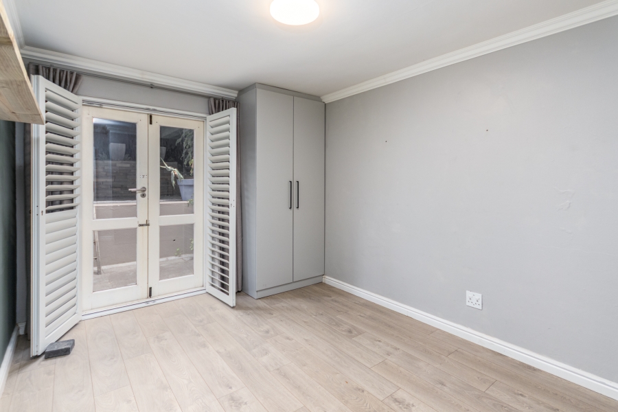 2 Bedroom Property for Sale in Green Point Western Cape